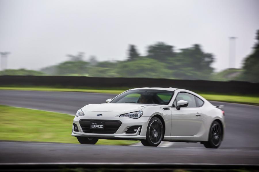 Subaru BRZ S 2016 года  (JP) (фото 12 из 17)